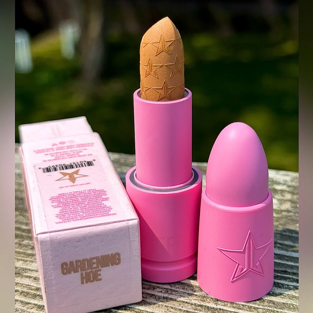 💄 NIB New Jeffree Star Velvet Trap Gardening H.O.E Lipstick